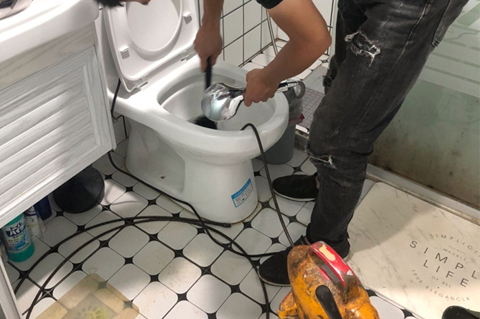 承留镇疏通下水道